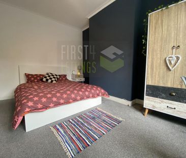 4 bedroom terraced house to rent - Photo 3