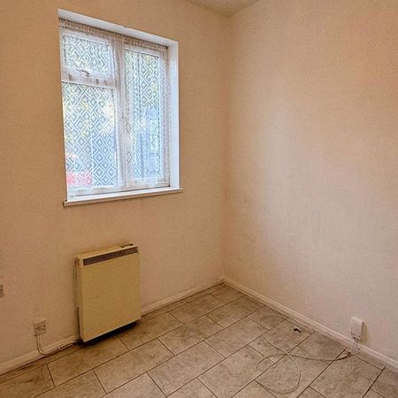 Goodmayes Close, Bedford - Photo 4