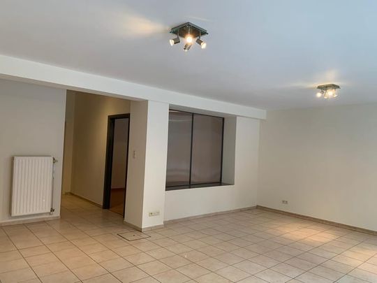 Appartement te huur - Photo 1