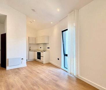 1 bedroom flat to rent - Photo 6