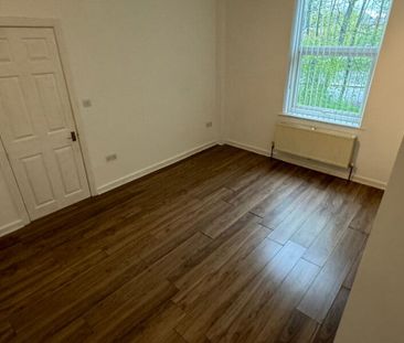 Gledhow Terrace, Harehills, Leeds, LS8 5EP - Photo 2