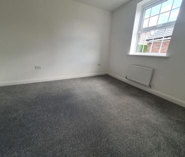 3 bedroom detached bungalow to rent - Photo 4