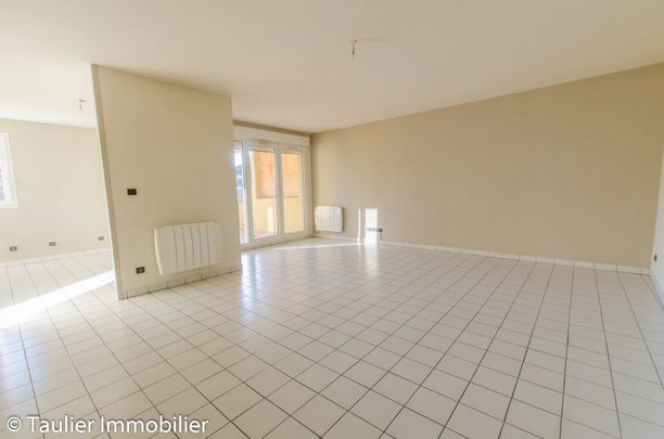 Location Appartement 2 pièces 59m² ST MARCELLIN 38160 - Photo 1
