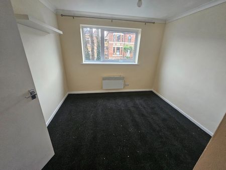 2 Bed Flat, Kings Mount, CH43 - Photo 2