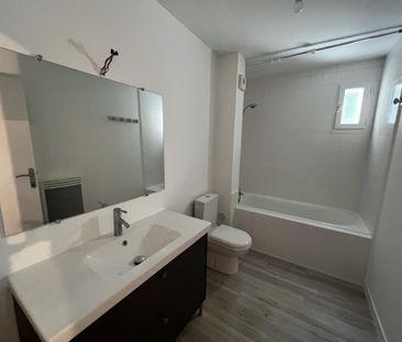 Location Maison 4 pièces 100m² NANTES 44300 - Photo 2
