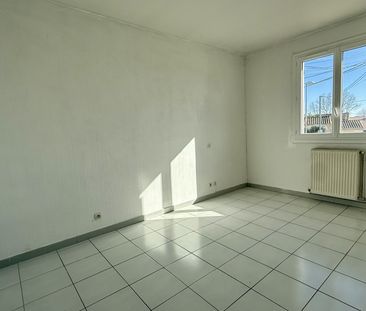 Location Appartement 4 pièces 66m² ARLES 13280 - Photo 6