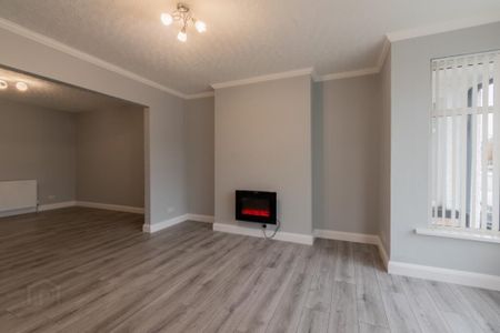 44 Station Road, Cullybackey, Ballymena, BT42 1BU - Photo 2