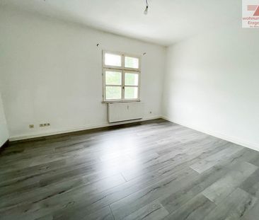 3-Raum-Wohnung in Schwarzenberg mit Einbauküche zu vermieten - Foto 2