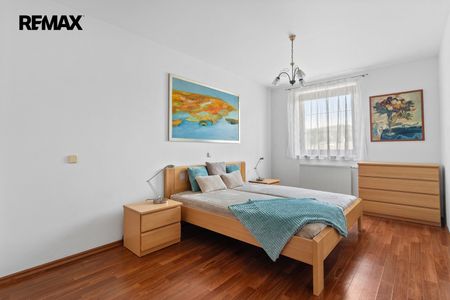 Pronájem domu 150 m² s pozemkem 269 m² - Photo 3