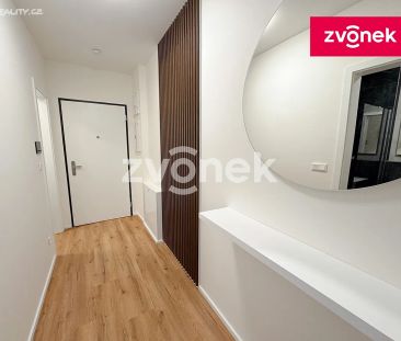 Pronájem bytu 2+kk 55 m² - Photo 1