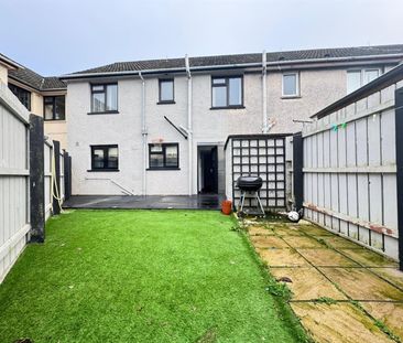 16 Innis Avenue, Derrycoole Way, - Photo 4