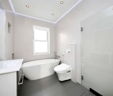 4 bedroom terraced house to rent - Photo 6