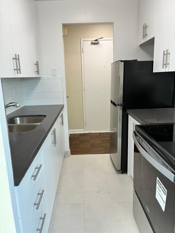 For Lease - 1305 Wilson Avenue Unit# 403, Toronto, Ontario - Photo 3