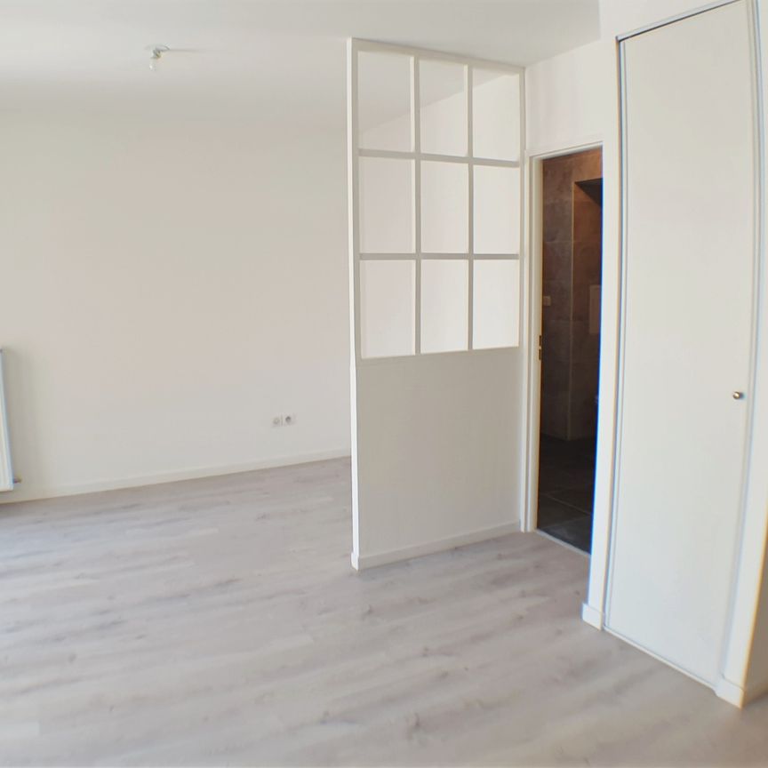 Location Appartement 1 pièce 28m² ST REMY LES CHEVREUSE 78470 - Photo 1