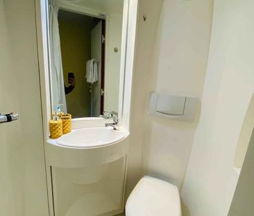 Deluxe En-Suite - Photo 6