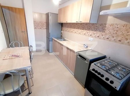 Apartament 2 camere, 68 mp, centrala termica, parcare privata, zona Centrala - Fotografie 4