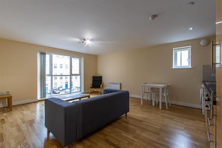 1 bedroom flat to rent - Photo 4