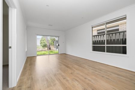 9 Ancell Court, Valley View SA 5093 - House For Rent | Domain - Photo 2