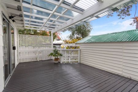 Unfurnished home in great location - Photo 3
