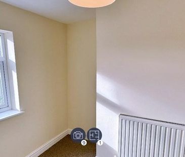 2 bedroom semi-detached house to rent - Photo 3