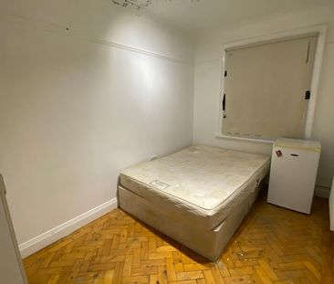 Room in a Shared Flat, Temple Fortune Mansions, NW11 - Photo 6