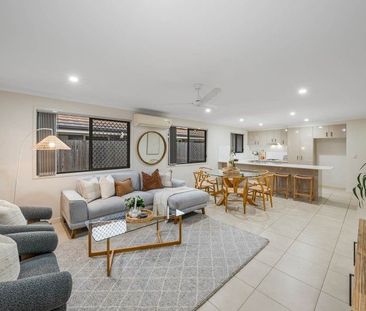 Spacious 4 Bedroom Family Home in Central Warner - Photo 6