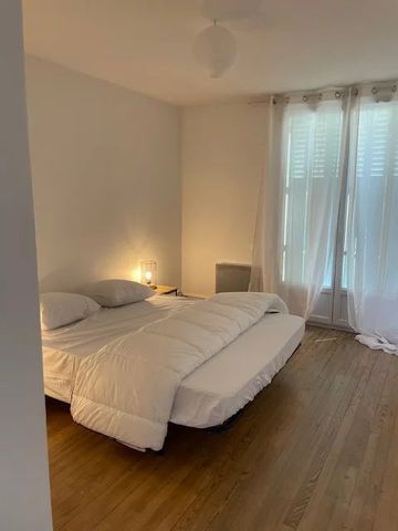Location Appartement 3 pièces 70m² VALENCE 26000 - Photo 3