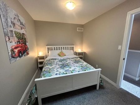 For Lease - 5 Ridgeway Place, Belleville, Ontario - Photo 2