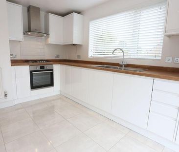 4 bedroom chalet to rent - Photo 4