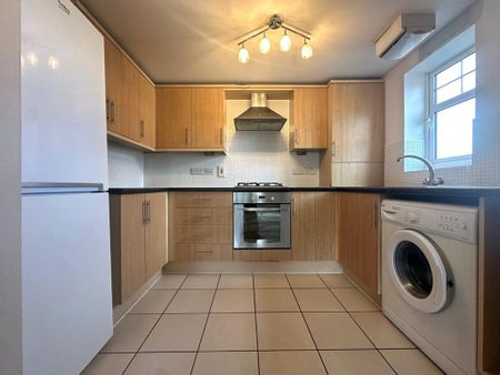 1 bedroom flat to rent - Photo 4