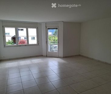 Helle 2.5-Zimmer-Wohnung in ruhiger Aussichtslage - Jona - Photo 1