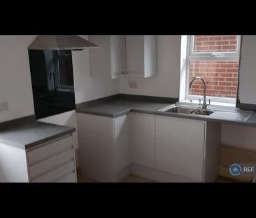 4 bedroom detached house to rent - Photo 3