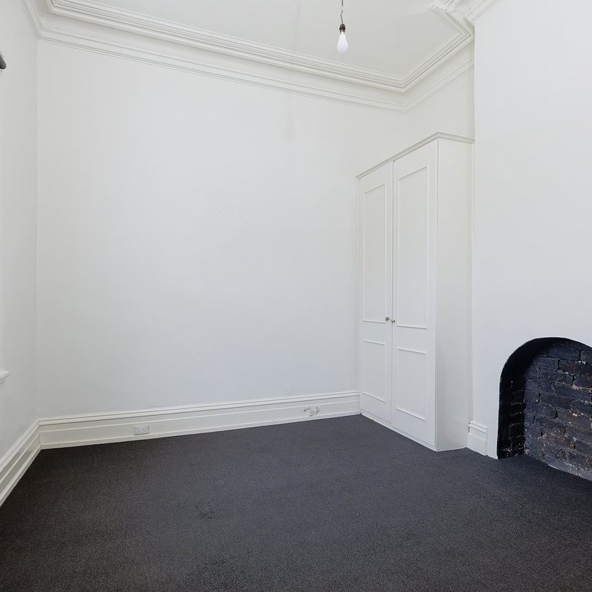 15 Mountfield Street, Brunswick VIC 3056 - Photo 1