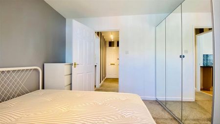 1 bedroom flat to rent - Photo 5