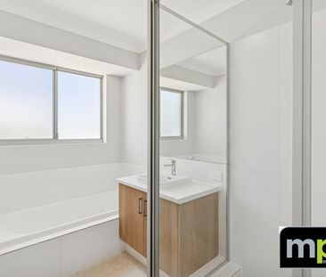 Modern & Connected Community - Photo 6