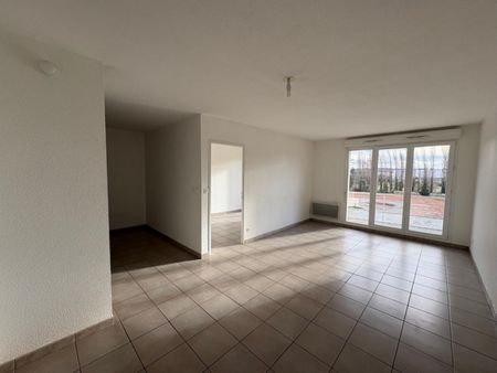 APPARTEMENT T3 A LOUER A ROANNE - GARE - Photo 4