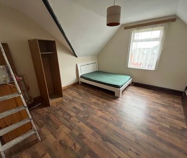 1 Bed Flat, City Road, B16 - Photo 1
