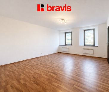 Pronájem bytu 2+kk 46 m² - Fotografie 1