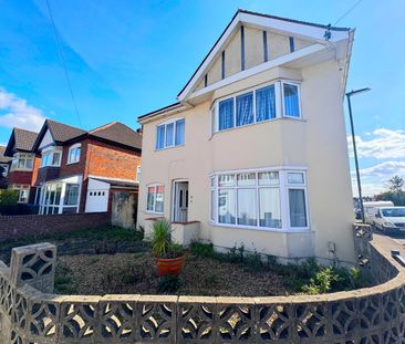 5 bedroom detached house to rent - Photo 2