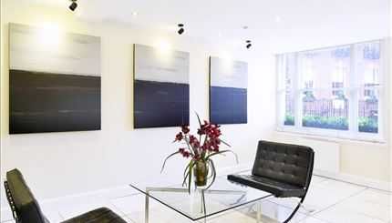 Hill Street, Mayfair - Photo 2