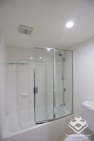 One bedroom apartment at heart of Toowong - Photo 5