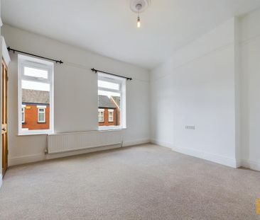 2 bedroom semi-detached house to rent - Photo 4