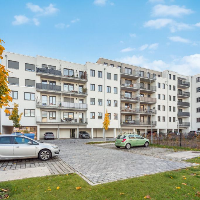 Exklusive 3-Zimmer-Wohnung mit Balkon in Uninähe - Photo 1