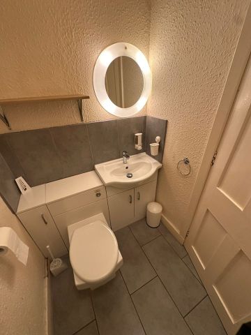 Studio Flat, George Street, AB25 - Photo 4