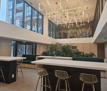 For Lease - 3071 Trafalgar Road Unit# 907, Oakville, Ontario - Photo 2