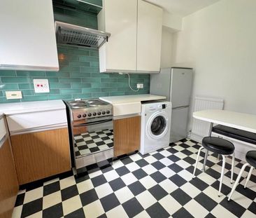 Studio to rent - Photo 6