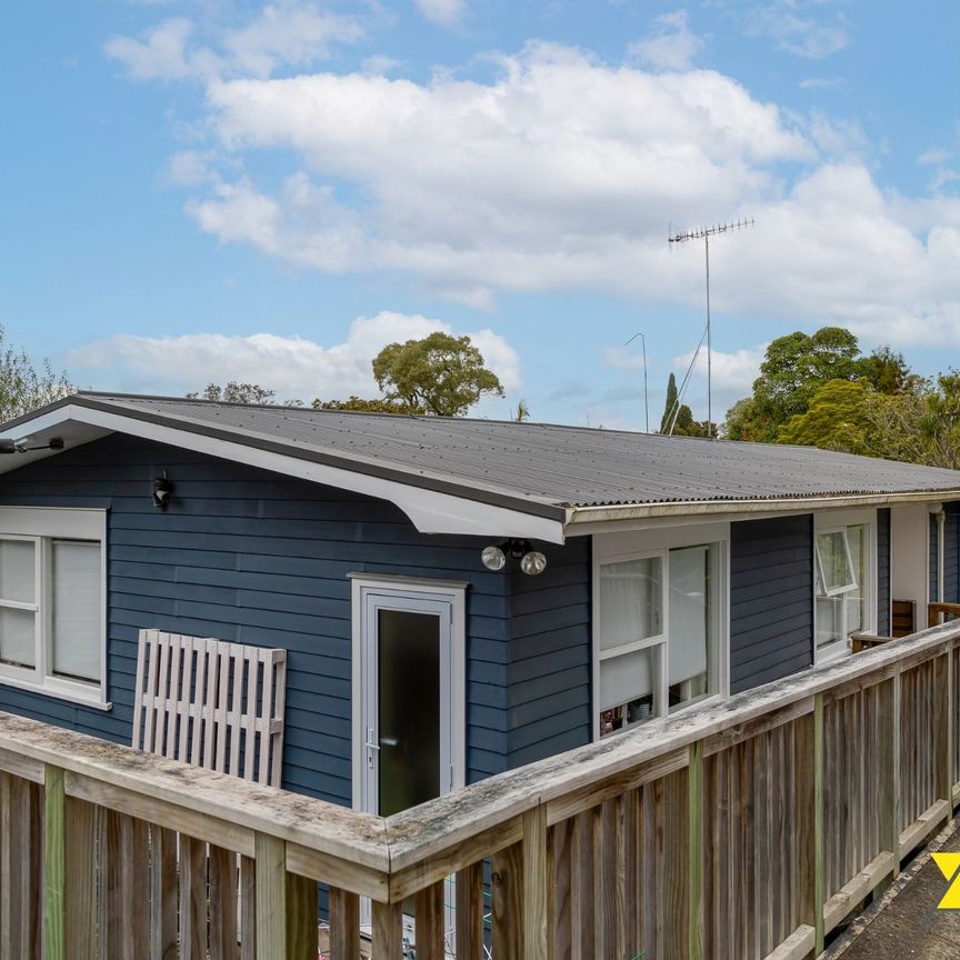 Experience the charm of this home nestled in the tranquil neighborhood of Titirangi. - Photo 1