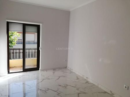 Apartamento T2 - Photo 2