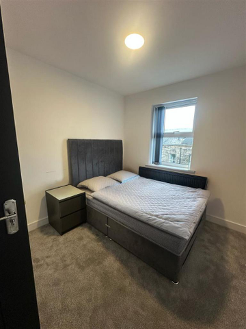 2 bedroom private hall to rent - Photo 4