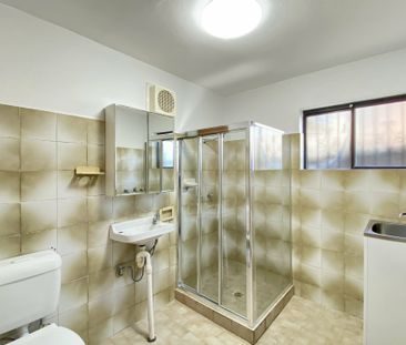 2 Bedroom Flat Including Bills! - Photo 3